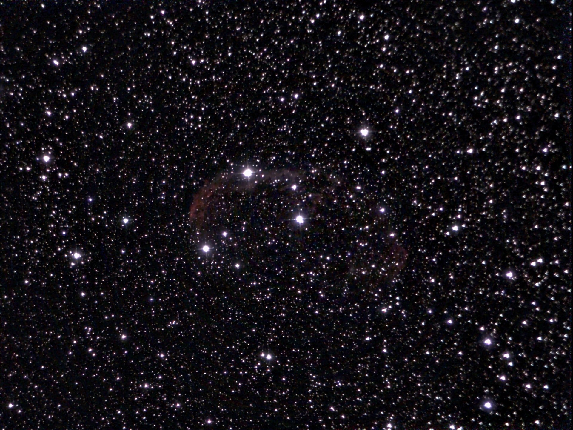La nebulosa a emissione NGC 6888 nella costellazione del Cigno. Foto realizzata con l'Unistellar eQuinox 2, 11 minuti di stacking senza post-elaborazione.